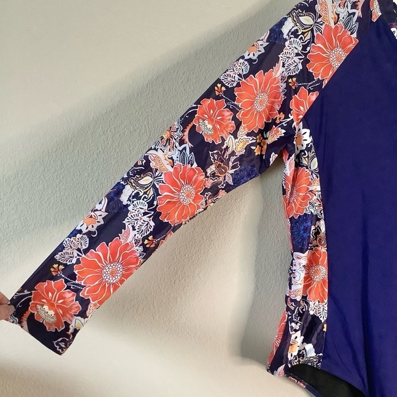 HANNA NIKOLE Plus Size One-Piece Rash Guard Swimsuit Long Sleeve Colorblock Blue - Picture 4 of 12